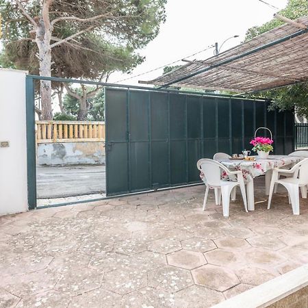 Villetta Bianca Sulla Spiaggia - Apulia Home Gallipoli Ngoại thất bức ảnh