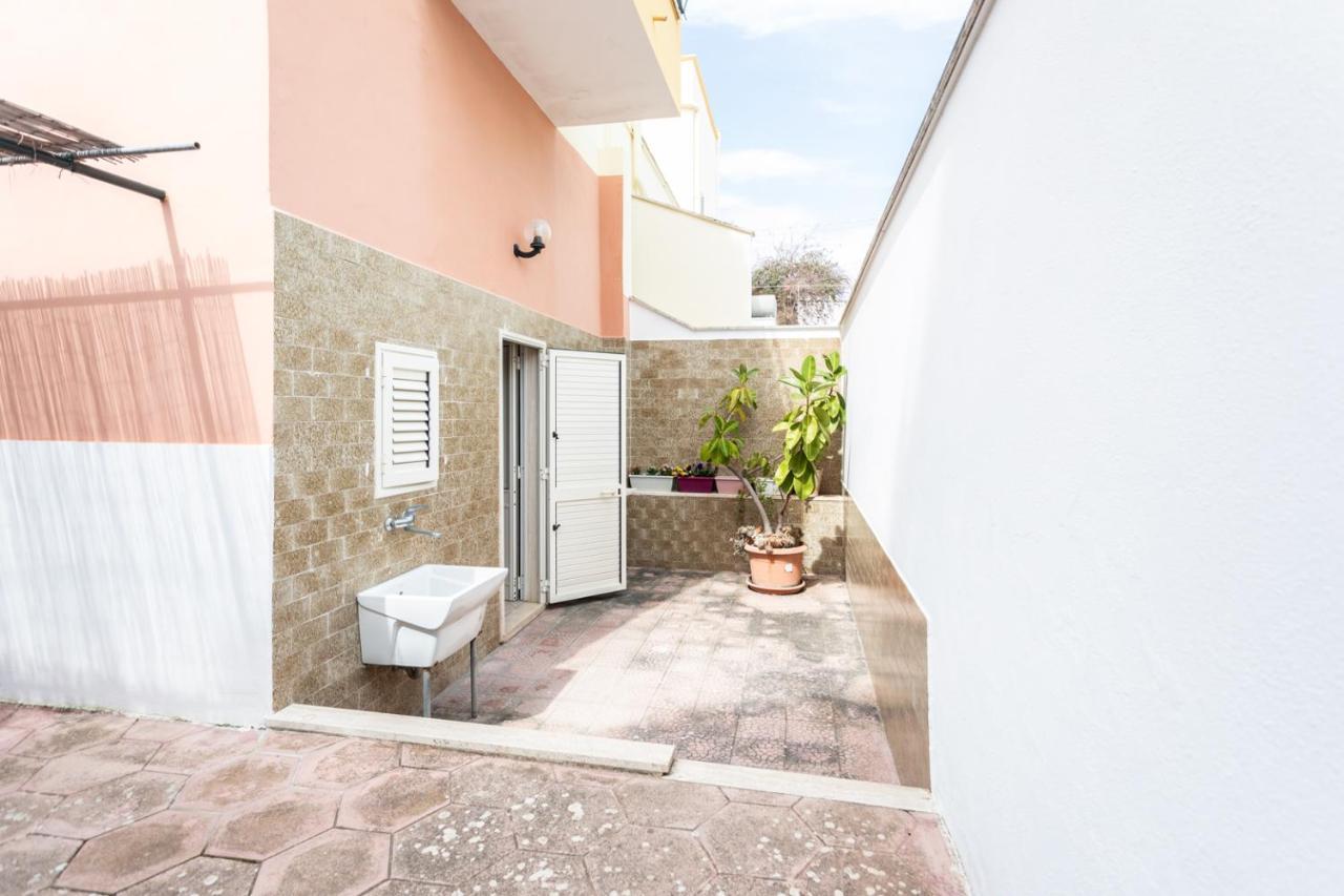 Villetta Bianca Sulla Spiaggia - Apulia Home Gallipoli Ngoại thất bức ảnh