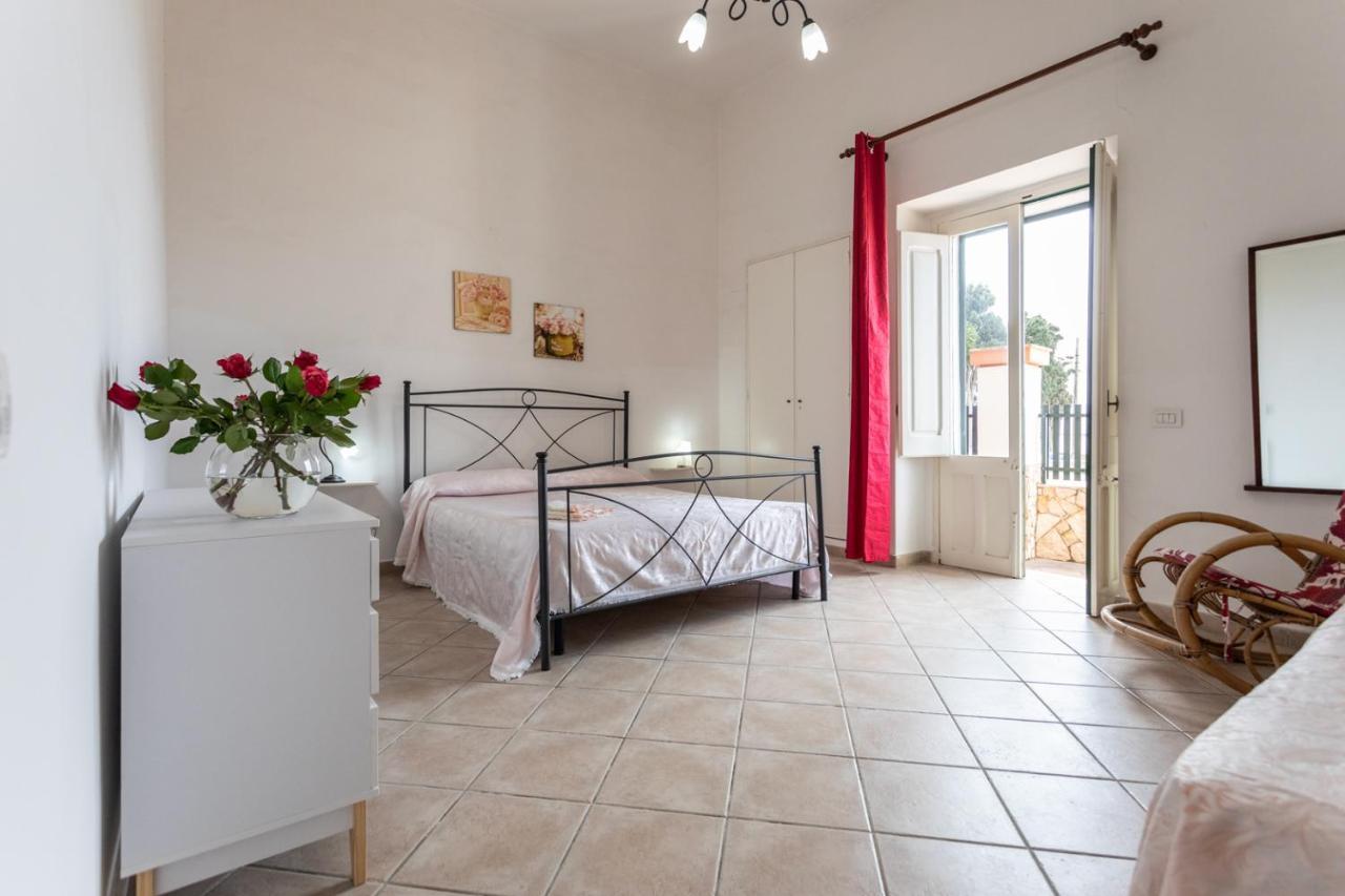 Villetta Bianca Sulla Spiaggia - Apulia Home Gallipoli Ngoại thất bức ảnh